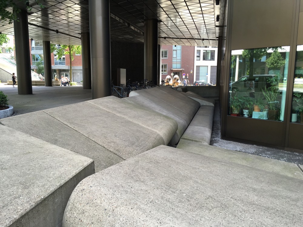 Wobbly ledges