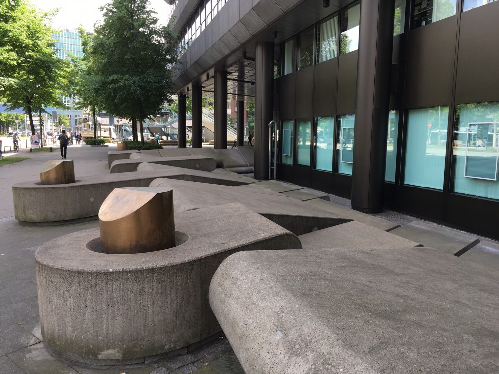 Wobbly ledges